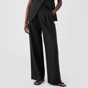 GAP 365 High Rise Linen-Cotton Trousers